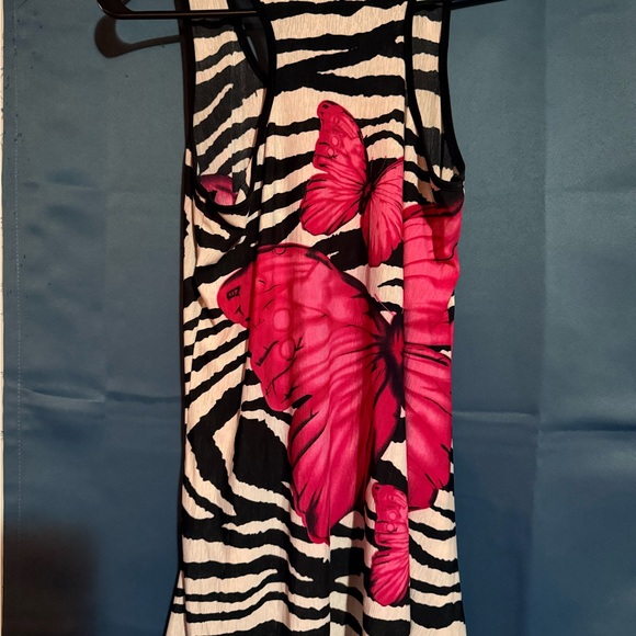 Felina Black and White Zebra Print Top with Pink Butterflies and Cream Tank Top - Picture 4 of 7